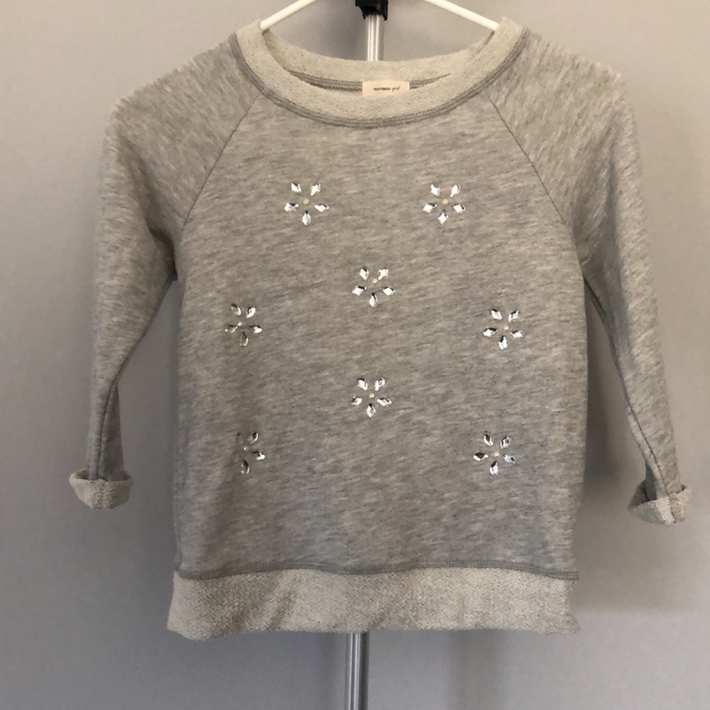 Monteau Girl Rhinestone and Pearl Flower Sweatshirt in Grey Size Medium 10/12